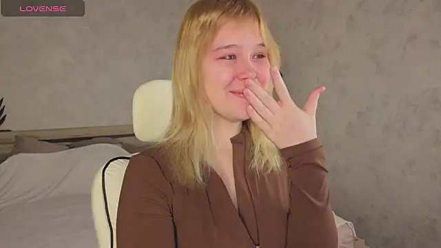 Amy Kimberlly online show from November 14, 2025, 12:14 am