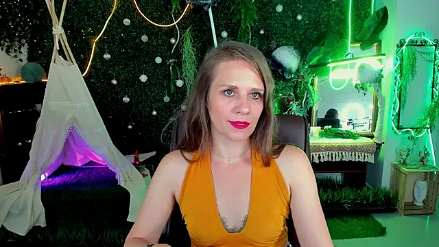 EmiliaBedy online show from May 27, 2026, 9:16 am