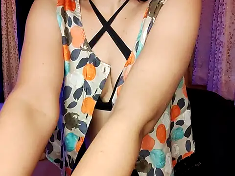Snapshot of Aapsara_ chatting on February 22, 2025, 8:09 pm Aapsara online show from February 22, 2025, 8:09 pm
