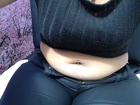 susy pervertt online show from October 3, 2025, 2:51 pm