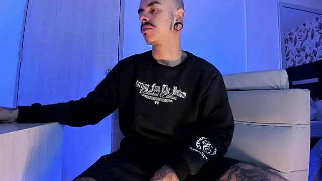 kaletattoo online show from March 30, 2026, 11:11 am