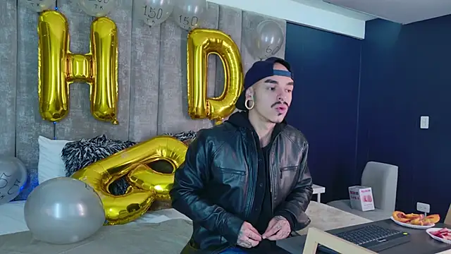 kaletattoo online show from September 28, 2025, 12:34 pm