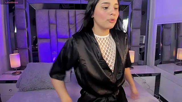 Snapshot of Bonet_iris chatting on February 25, 2026, 7:03 pm Bonet iris online show from February 25, 2026, 7:03 pm