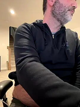 harrychest online show from January 7, 2026, 4:01 pm