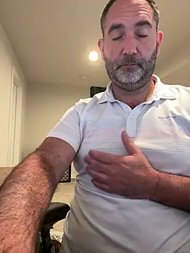 harrychest online show from April 28, 2026, 2:10 pm