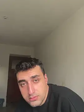 Snapshot of emrreeizm chatting on March 22, 2026, 5:00 am emrreeizm online show from March 22, 2026, 5:00 am