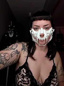 goblingirl888 online show from November 6, 2025, 6:39 am