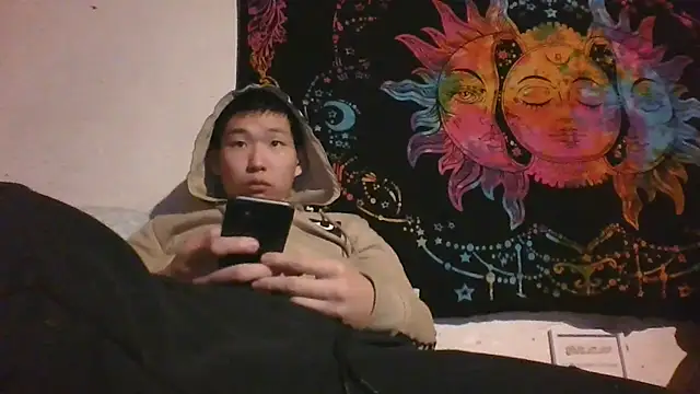 thekinkyasian online show from January 24, 2025, 4:05 am