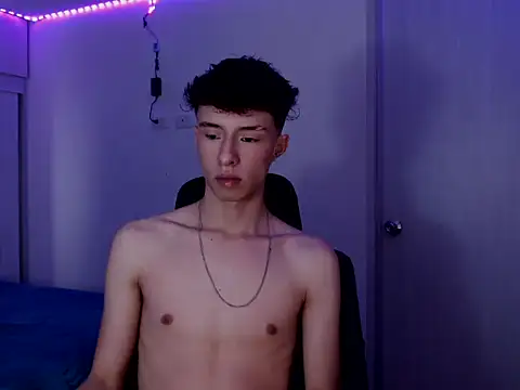 Juanmres online show from March 3, 2026, 9:44 pm