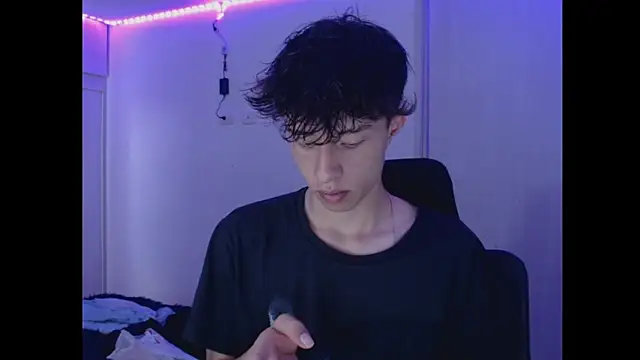 Juanmres online show from December 22, 2025, 6:08 pm