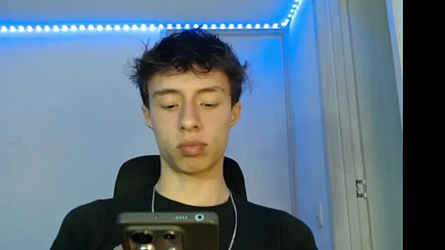 Juanmres online show from October 22, 2025, 3:28 am