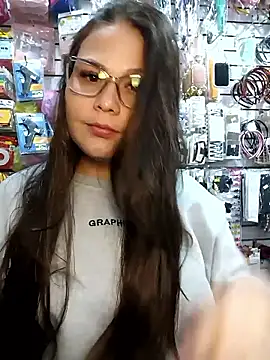 Vale Saenzz online show from January 9, 2026, 11:33 pm