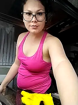 Vale Saenzz online show from March 3, 2025, 1:28 am