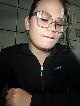 Vale Saenzz online show from September 12, 2025, 11:26 pm