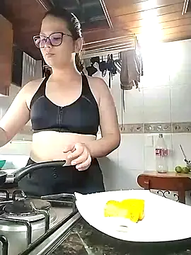 Vale Saenzz online show from February 26, 2025, 1:14 am