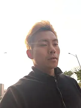 Snapshot of Doh728 chatting on November 2, 2025, 12:37 am Doh728 online show from November 2, 2025, 12:37 am