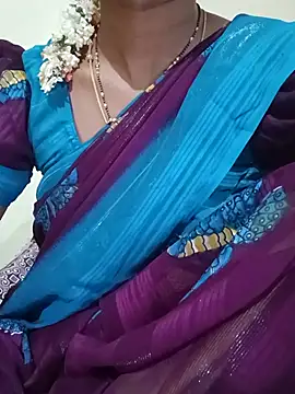 Snapshot of TeluguammayiMahi chatting on July 28, 2026, 9:47 pm TeluguammayiMahi online show from July 28, 2026, 9:47 pm