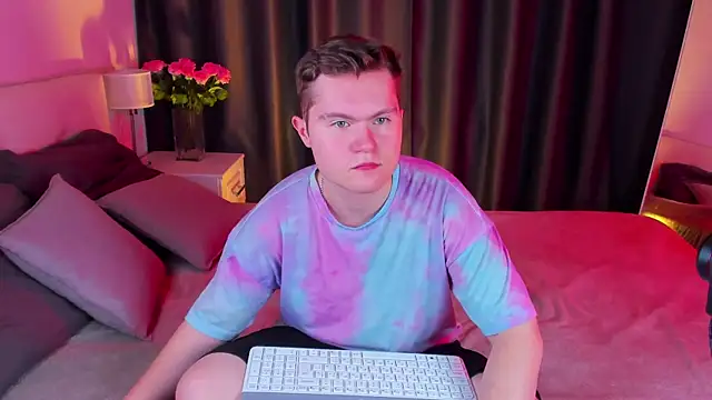 Asacura Yo online show from January 26, 2025, 5:45 am