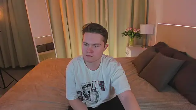 Asacura Yo online show from January 27, 2025, 3:18 pm