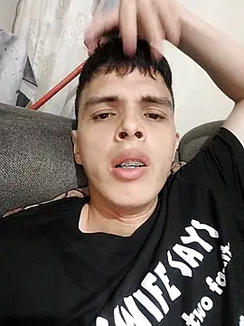 Snapshot of xxaviermendez chatting on October 3, 2025, 1:31 am xxaviermendez online show from October 3, 2025, 1:31 am