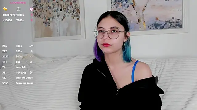 Snapshot of DarelleFare chatting on March 8, 2025, 11:37 am DarelleFare online show from March 8, 2025, 11:37 am