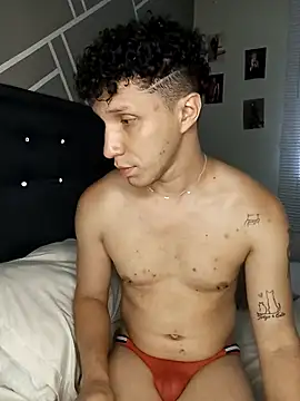 AngeloColleen online show from September 30, 2025, 5:08 pm