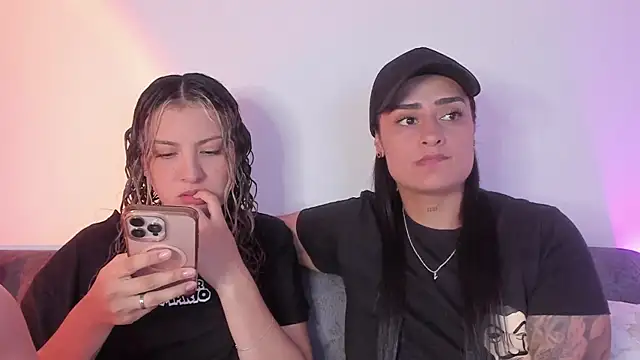 Snapshot of my_melody chatting on September 19, 2025, 4:05 am my melody online show from September 19, 2025, 4:05 am