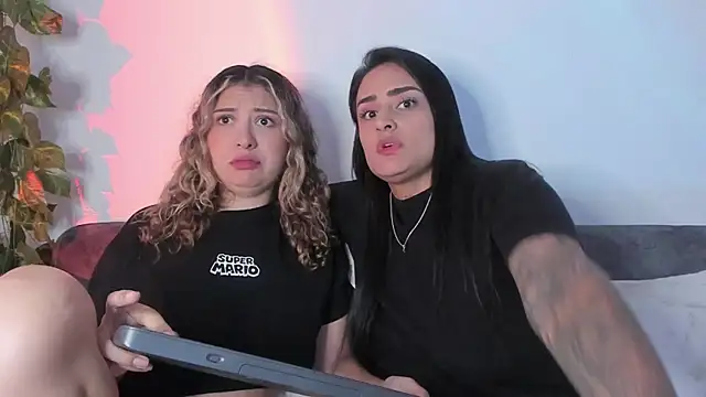 Snapshot of my_melody chatting on October 21, 2025, 5:40 am my melody online show from October 21, 2025, 5:40 am