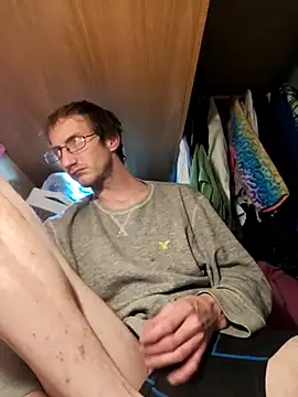 ford199169 online show from February 24, 2025, 12:20 am