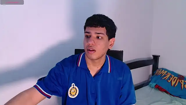 Snapshot of Santiago-Thompson chatting on February 21, 2026, 6:10 pm Santiago-Thompson online show from February 21, 2026, 6:10 pm