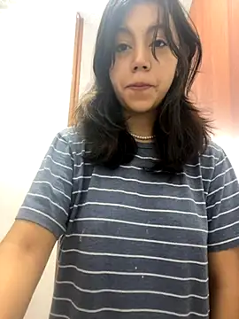 LiLy kIndly online show from October 20, 2025, 3:45 pm