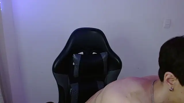 H3ll B0I online show from February 21, 2026, 8:16 am