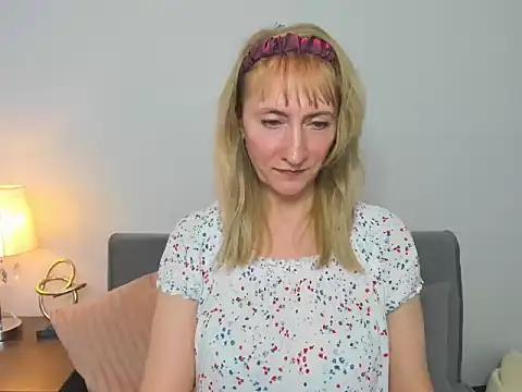 Snapshot of MargaretMilf69 chatting on March 7, 2025, 4:44 pm MargaretMilf69 online show from March 7, 2025, 4:44 pm