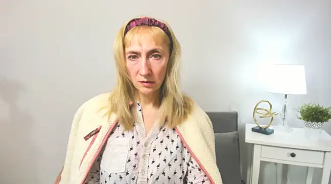Snapshot of MargaretMilf69 chatting on February 19, 2025, 4:33 pm MargaretMilf69 online show from February 19, 2025, 4:33 pm