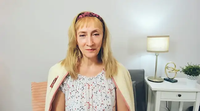 Snapshot of MargaretMilf69 chatting on February 14, 2025, 1:08 pm MargaretMilf69 online show from February 14, 2025, 1:08 pm