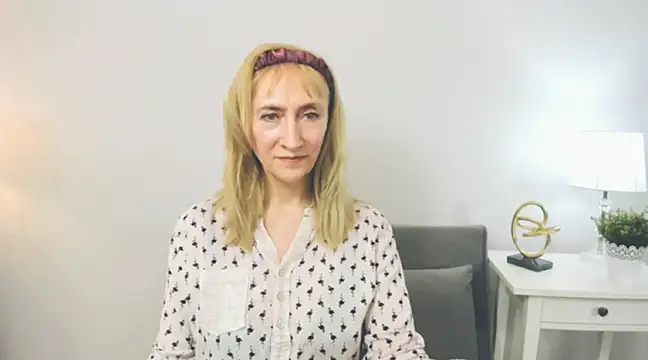 Snapshot of MargaretMilf69 chatting on February 16, 2025, 2:32 pm MargaretMilf69 online show from February 16, 2025, 2:32 pm