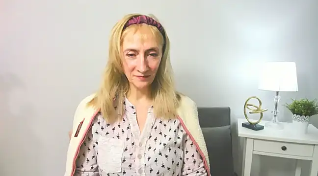 Snapshot of MargaretMilf69 chatting on February 20, 2025, 4:25 pm MargaretMilf69 online show from February 20, 2025, 4:25 pm