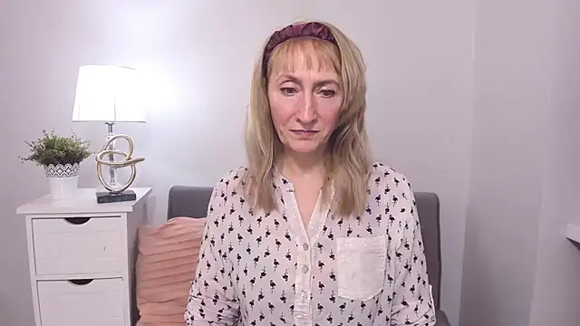 Snapshot of MargaretMilf69 chatting on March 5, 2025, 4:46 pm MargaretMilf69 online show from March 5, 2025, 4:46 pm