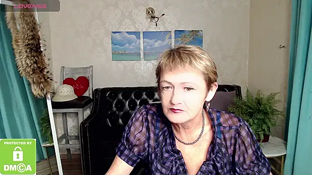 Snapshot of SexyGrandma_ chatting on October 1, 2025, 3:49 pm SexyGrandma  online show from October 1, 2025, 3:49 pm