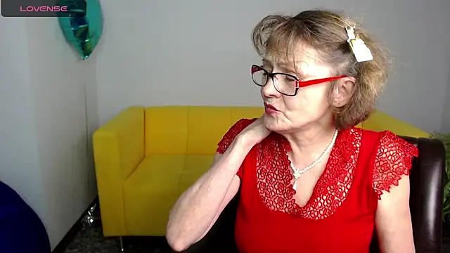 Snapshot of SexyGrandma_ chatting on February 20, 2025, 6:57 pm SexyGrandma  online show from February 20, 2025, 6:57 pm