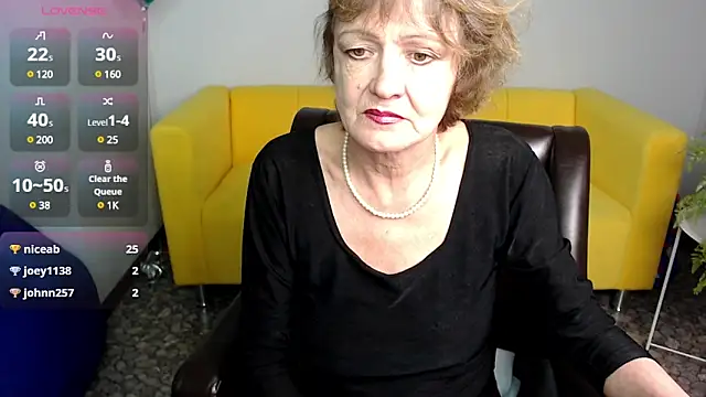 Snapshot of SexyGrandma_ chatting on February 24, 2025, 5:20 pm SexyGrandma  online show from February 24, 2025, 5:20 pm