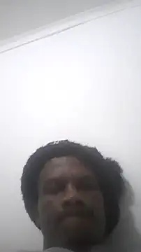 diablok1705 online show from September 30, 2025, 3:23 am