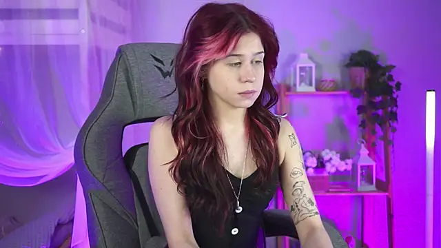 MisaPage online show from November 15, 2025, 12:25 am