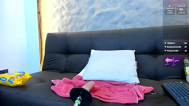 Shanntal  online show from March 8, 2025, 11:07 pm