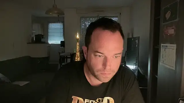 Funnyjul31 online show from April 12, 2026, 2:20 pm