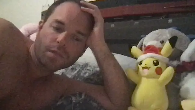 Funnyjul31 online show from November 9, 2025, 9:52 pm