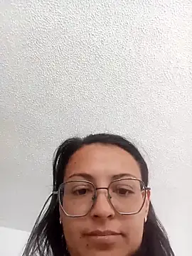 Snapshot of bri_ali chatting on December 19, 2025, 2:30 pm bri ali online show from December 19, 2025, 2:30 pm