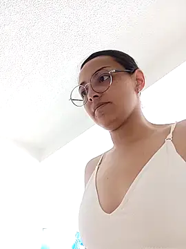 Snapshot of bri_ali chatting on March 14, 2025, 2:08 pm bri ali online show from March 14, 2025, 2:08 pm