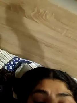 naina78910 online show from November 13, 2025, 12:09 pm