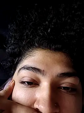 naina78910 online show from April 23, 2026, 1:01 am